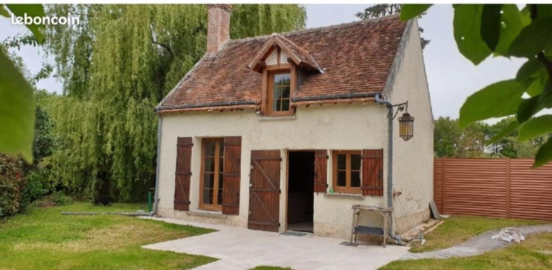 La Petite Maison Dans La Foret Gy-en-Sologne Buitenkant foto